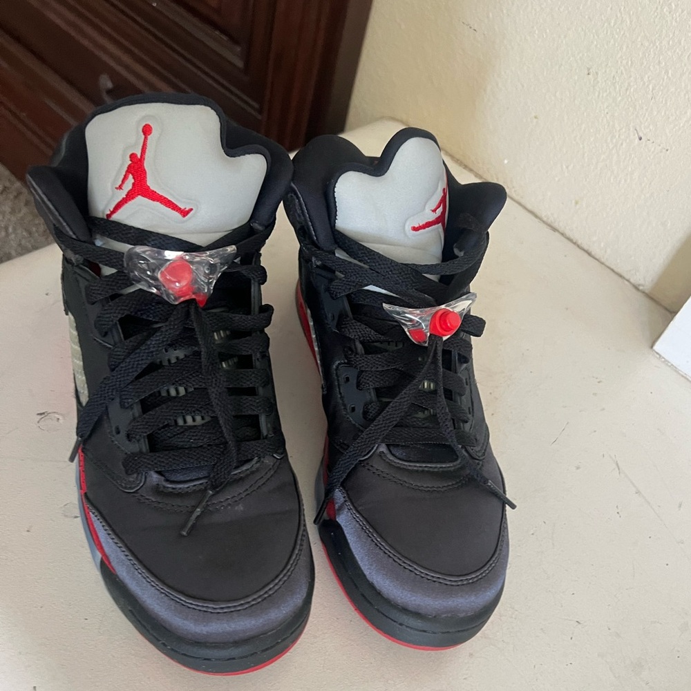 New only worn 1-3 times Air Jordan retro